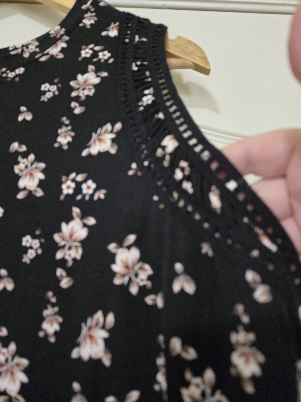 Maurices Black Tank with Light Pink And Taupe Floral Pattern - Picture 3 of 8